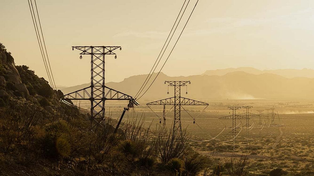 USA’s Largest Renewable Project Comes Online–With More Power Than the Hoover Dam